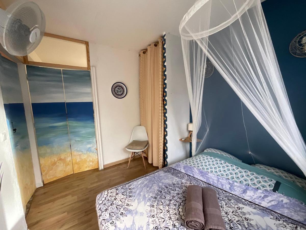 Bungalows Les Vagues Abondes Villa Sainte-Anne  Ngoại thất bức ảnh