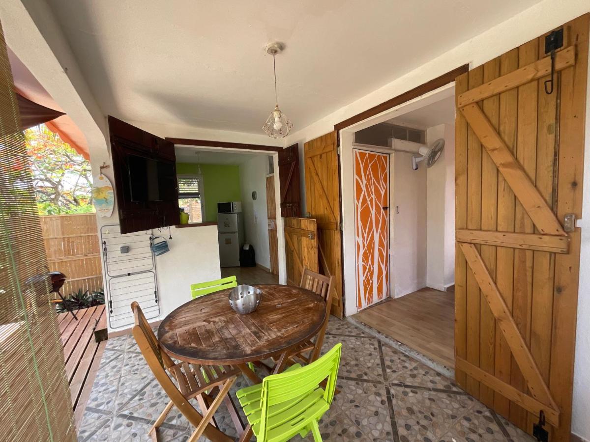 Bungalows Les Vagues Abondes Villa Sainte-Anne  Ngoại thất bức ảnh