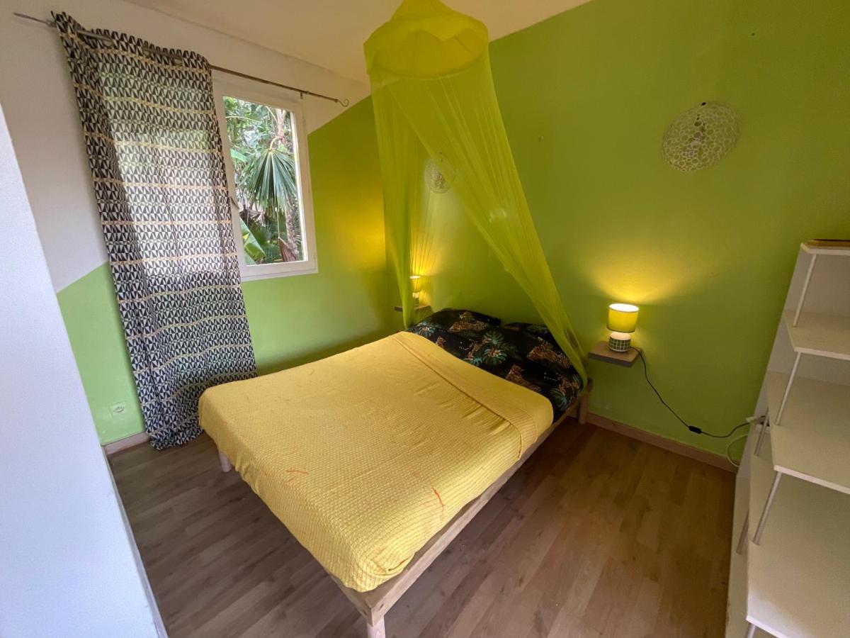 Bungalows Les Vagues Abondes Villa Sainte-Anne  Ngoại thất bức ảnh